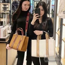 Women's Shoulder Bags Are on Sale at the Factory Bag Koujia Aolai Womens Crossbody Handbag Travel Airport Tote Four Color Gift Box