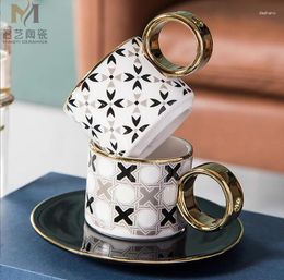 Mugs Nordic Creative Geometric Ceramic Coffee Cup Gold O Handle Mug Simple Fashion Set