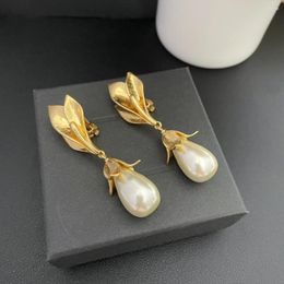 Backs Earrings Retro Light Luxury Petal Design Copper Plated Pearl Thick Women's Birthday Gift Jewelry Wholesale