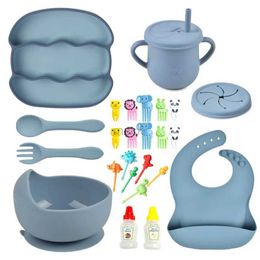 Cups Dishes Utensils 9PCS/Set Baby Silicone Dishes Plate Tableware Kids Drinkware Bowl Spoon Fork Bib Feeding Set for Children Baby Stuff Accessories 240329