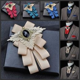 Bow Ties Bow Tie Corsage Pocket Towel Sets for Mens Business Dress Suit Jewellery Fashion British Korean Men Wedding Accessories 3 Pcs Set Y240329