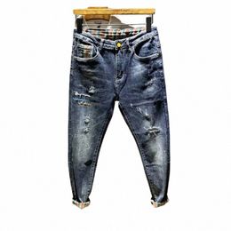 2022 Summer Blue Distred Patch Young Men Slim Fit Elastic Ripped Streetwear Fi Korean Boyfriend Designer Jeans for Men t0KE#