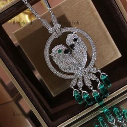 Hezekiah luxury parrot necklace High quality luxury ladies necklace Dance party Ladies and ladies Temperament Inlaid with AAA zirc299M