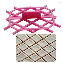 Baking Tools 1PC Diamond Sugar Paste Gum Icing Fondant Cake Mold Embossing Cutter Embosser Mould