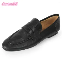 Casual Shoes Danxuefei Women's Genuine Leather Round Toe Slip-on Flats Loafers High Quality Soft Comfortable Moccasins For Women 2024