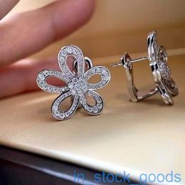 Seiko Edition Top Brand Vancefe Earrings 925 Sterling Silver Sunflower Earrings Plated 18k White Gold Big Flower Full Designer Brand Logo Engrave Earring