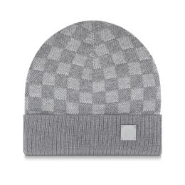 Caps Autumn and Winter Sports Style Designer beanie Hat Men's and Women's cap Outdoor Vacation Checker Metal Letter Printing casquette