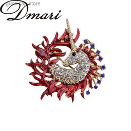 Pins Brooches Dmari Women Brooch Vintage Rhinestone Unicorn Lapel Pins Enamel Red Coral Badge Accessories For Women Homosexual Luxury Jewellery Y240329