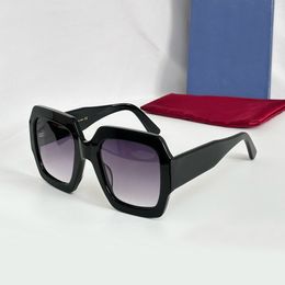 Oversized Square Sunglasses Black Grey Gradient for Women Summer Sunnies Gafas de sol Designer Sunglasses Shades Occhiali da sole UV400 Protection Eyewear