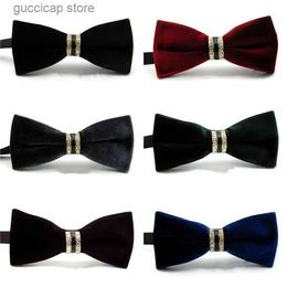 Bow Ties Fashion man wedding new best man Korean version of canary corduroy bow suede with diamond narrow version of bow tie Y240329