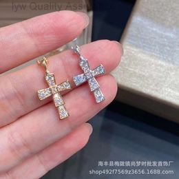 Designer Bulgarie Jewellery Baojia Snake Bone Cross Necklace Women 18k Rose Gold Couples Full Diamond Collar Chain Factory Live