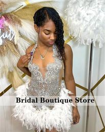 Party Dresses Arrival 2024 Sexy Diamonds Birthday Gowns Halter Sparkly Crystals Rhinestones Feathers Black Girls Mini Coctail Prom