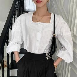 Women's T Shirts Vintage OL Chic Fashion White O-Neck Lace Hem Tops 2024 All-Match Korean Streetwear Gentle Elegant Solid Femme