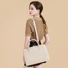 Fashion laptop bag Waterproof office Slim Notebook messenger Briefcase tote bags for Women 240320