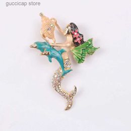 Pins Brooches European And American Style High-End Mermaid Three-Dimensional Colored Glaze Diamond Conch Fairy Brooch Y240329
