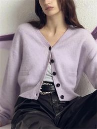 Women's Knits Back Animal Letter Embroidery Sweater Women V-neck Sweet Long Sleeve Single Breasted Knit Cardigan For Female 2024 Spring