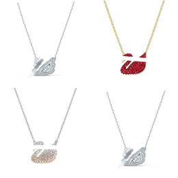 Collane con ciondolo per la festa della mamma alla moda per le donne Cigno che batte cuore Bracciale con ciondolo con diamanti Collana in oro 18 carati con cigno Gioielli regalo