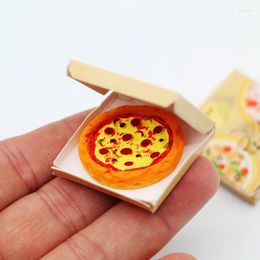Decorative Figurines 1Set 1:12 Dollhouse Miniature Simulation Kitchen Pizza With Box Small Decor Ornament Model DIY Toy Accessories