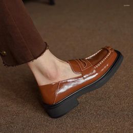 Casual Shoes Cow Patent Leather Women Flat Lazy Slip-On Solid Loafers Ladies Retro Walk Spring Single Woman