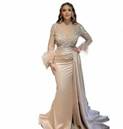 Champagner Damen Elegante Abendkleider Funkelnde Perlenschnur Spitze Princ Sexy V-Ausschnitt Meerjungfrau LG Sleeve Prom Kleider mit DE R8t4 #