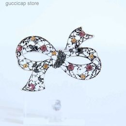 Pins Brooches MOZOG Popular Bow Brooch Electroplated Exquisite Ornaments Ultralight Alloy Lapel Pin Fashion Jewelry Durable Costume Decoration Y240329