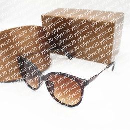 1pcs Fashion Sunglasses Eyewear Sun Glasses Designer Mens Womens Brown Cases Black Metal Frame Dark M6
