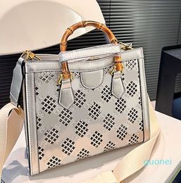 Designer Bamboo Bag Luxury Travel Tote Bag Diamond Handbag Women Shoulder Hardware Chain Shopping Magnetic Buckle Bamboo Handle