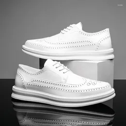 Dress Shoes Fashion Derby Leather Men White Brogue Lace Up Solid Simple Business Casual Party Wedding Flat For Man