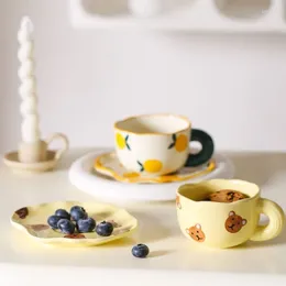Cups Saucers Creative Cute Hand Painted Coffee Cup And Saucer Handmade Irregular Ceramic With Latte Flower Teacup Set