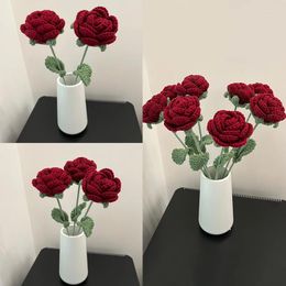 Decorative Flowers Hand-knitted Fake Flower Girlfriend Creative Knitting Wine Red Rose Table Diy Valentine's Day Home Festival Decor