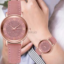 Armbanduhren Neue Stil Sternenhimmel Zifferblatt Uhren für Frauen Mode Römische Skala Strass Leder Damen Quarzuhr Weibliche Armbanduhr 24329