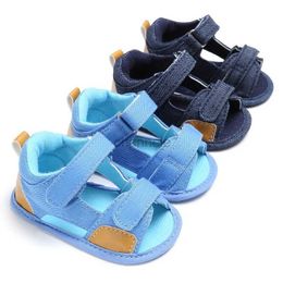 Sandals Newborn Boys And Girls Baby Shoes Classic Canvas Soft Soles First Walking Shoes Breathable Sandals Summer Casual Beach Shoes 240329