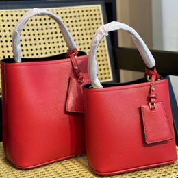 Letter Printed Red Tote Bags 2024 Fashion Ladies Bag Pattern Leather Basket Luxury Designer Shoulder Bucket Ladies Bag Large Capacity Bag For Woman P2198