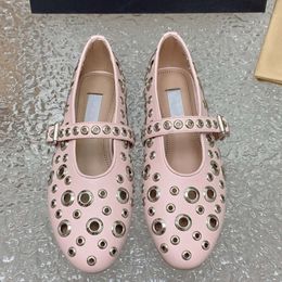 Ballet Flats Designer Women Sandals Hollowed Mesh Sandal Leather Comfortable Mary Shoes With Box 547