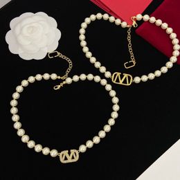 Pearl Necklaces Designer Pendants Jewellery Gold V Lover Neckwear Chains Diamond Men Women Party Accessories Charm Necklaces324f