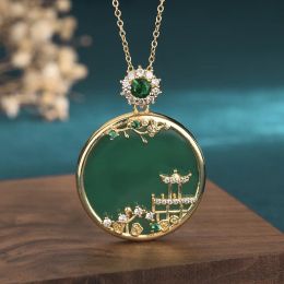 Necklaces Natural Ice Chalcedony Inlaid Pendant Necklaces Emerald Colour Full Green Sun Green Round Landscape Necklaces for Men and Women