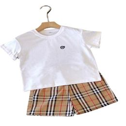 Classics kids T-shirts suits Summer two-piece set Multiple styles boys girls tracksuits Size 100-150 baby Cotton short sleeves and Grid letter printed shorts Jan Z03
