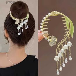 Hair Clips Shiny Rhinestone Splay Clip Imitation Korea Fashion Pearl Snake Hair Claws Metal Geometric Square Ornaments for Womens Hair Y240329