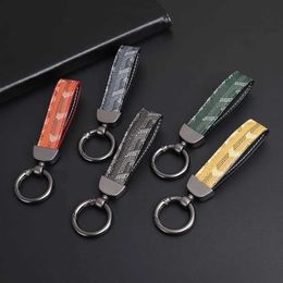 2024 Designers Fashion Lover Keychains Rings Blue Red Lanyards for Ring Designer Brand Key Chain Green Men Car Keyring Women Buckle Keychain Bags Pendant 03