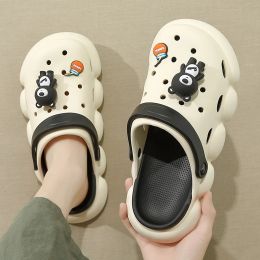 Sandals QYCKABY Sandals Clogs For Men Cartoon Bear Pattern Casual Women Garden Beach Antiskid Sandal Slip On Fashion Mules Shoes Lovers