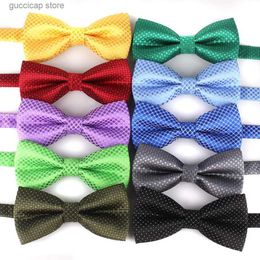 Bow Ties Small Cheque Bow tie For Men Women Blue Red Adult Plaid Bow Ties Cravats Suits Gentleman Bow knot For Party Wedding Bowties Y240329