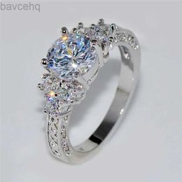 Wedding Rings Exquisite Fashion Silver Color Engagement Rings for Women Fashion White Zircon Crystal Ring Anniversary Bridal Wedding Jewelry 24329