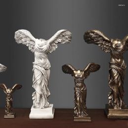 Decorative Figurines Winged Victory Goddess Retro Greek Statue Object Office Desk Decoration Accessories Living Room Rack Interior Shelf