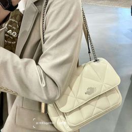 Women's Shoulder Bags Are on Sale at the Factory Olay Counter New Cloud Organ Bag Female Rivet Fashion Chain Trendy One Crossbody