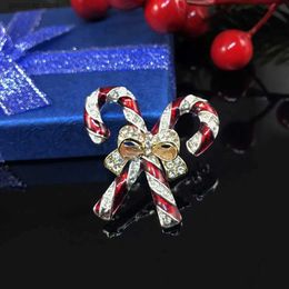 Pins Brooches New Fashion Christmas Decoration Brooch Enamel wine Red Christmas crutch Decoration Gift Jewellery Brooch Y240329