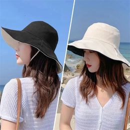 Womens double-sided folding bucket hat summer UV resistant line width Brim sun hat Visor fisherman hat beach fishing hat 240329