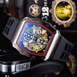 Automatische Luxus-Herren-Herrenuhr, mechanisch, tonnenförmig, hohl, heiß verkaufte Designer-wasserdichte Armbanduhren, komplett aus Edelstahl, hohe Qualität