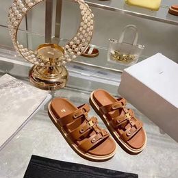 Designer Slipper Vintage Mule Summer Loafer Woman Sandal buckle Sliders Leather Luxury Casual Shoes Lady Fashion Flat Heel Shoe New Style Beach Sandale