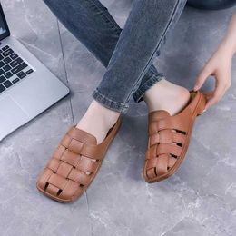Slippers Cute Indoor Household Sandals and for Women Summer 2023 New Beach Thick Sole Baotou Half Solid Weave Slides H240328
