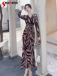 Casual Dresses Spring Feminine Elegant V-neck Slimming Contrast Color Printed Women's Sheath Dress For Ladies Birthday Fishtail